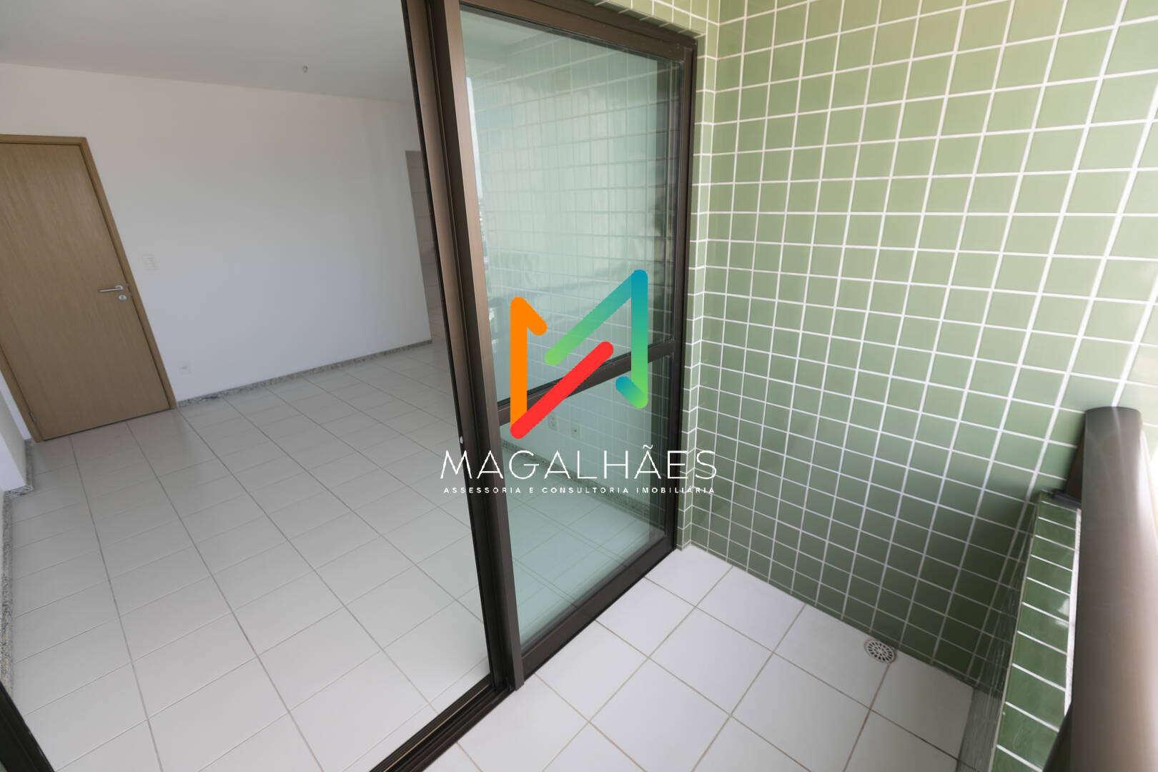 Apartamento à venda com 3 quartos, 61m² - Foto 14