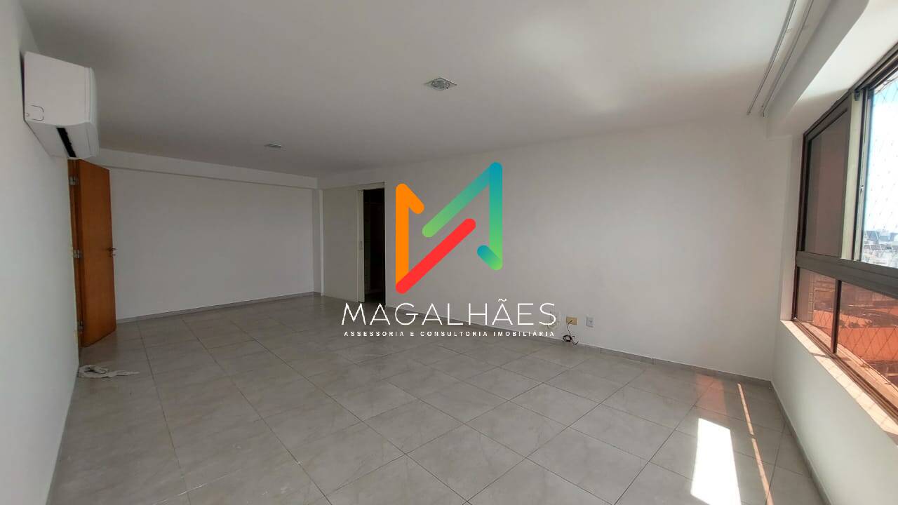 Apartamento à venda com 4 quartos, 247m² - Foto 6