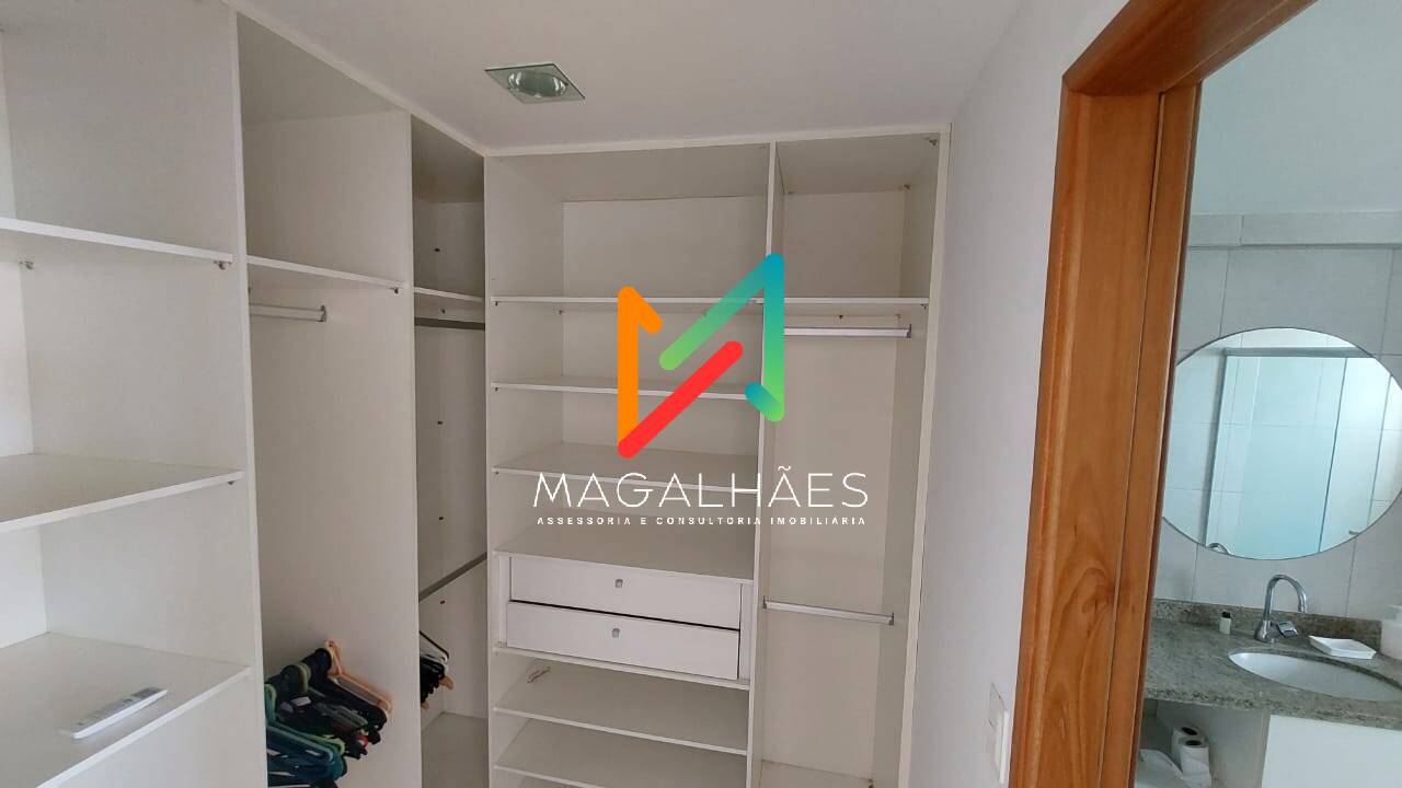 Apartamento à venda com 4 quartos, 247m² - Foto 8