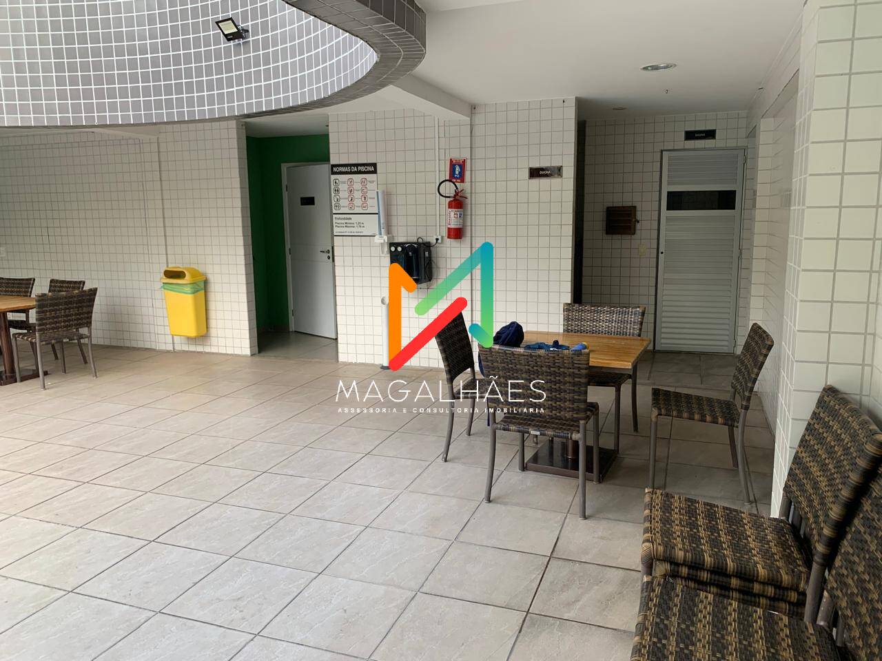 Apartamento à venda com 3 quartos, 130m² - Foto 4