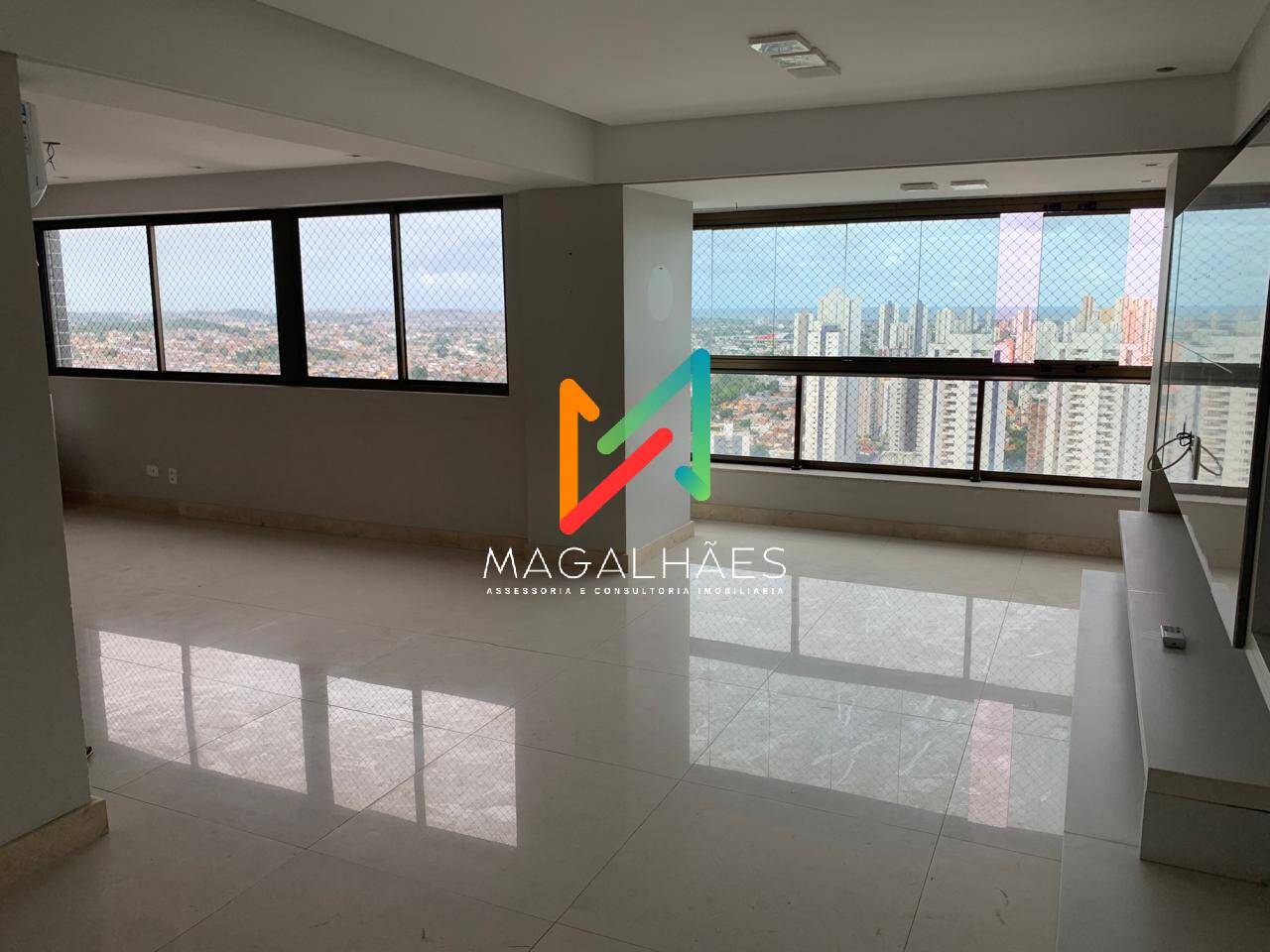 Apartamento à venda com 3 quartos, 130m² - Foto 15