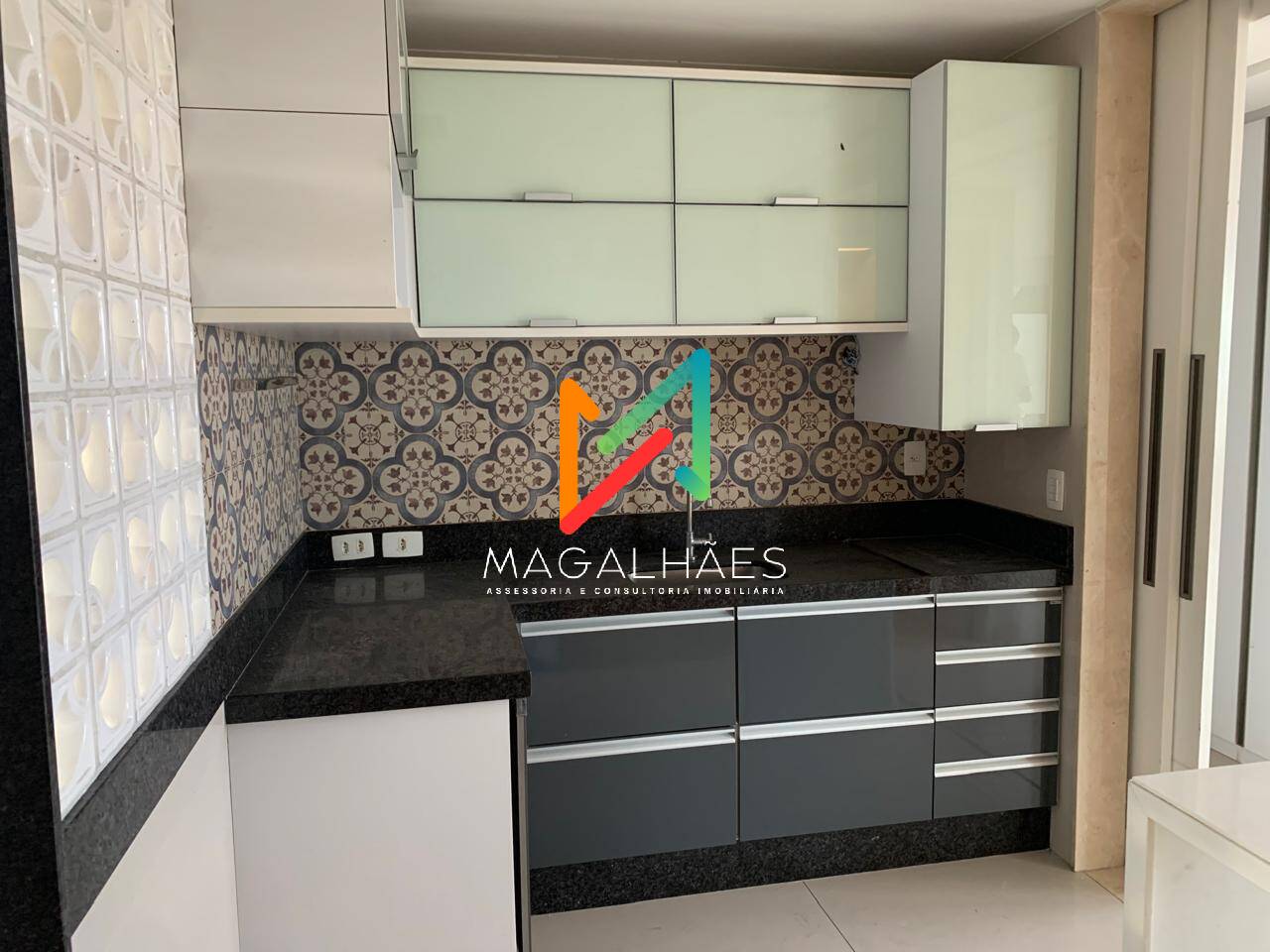 Apartamento à venda com 3 quartos, 130m² - Foto 19