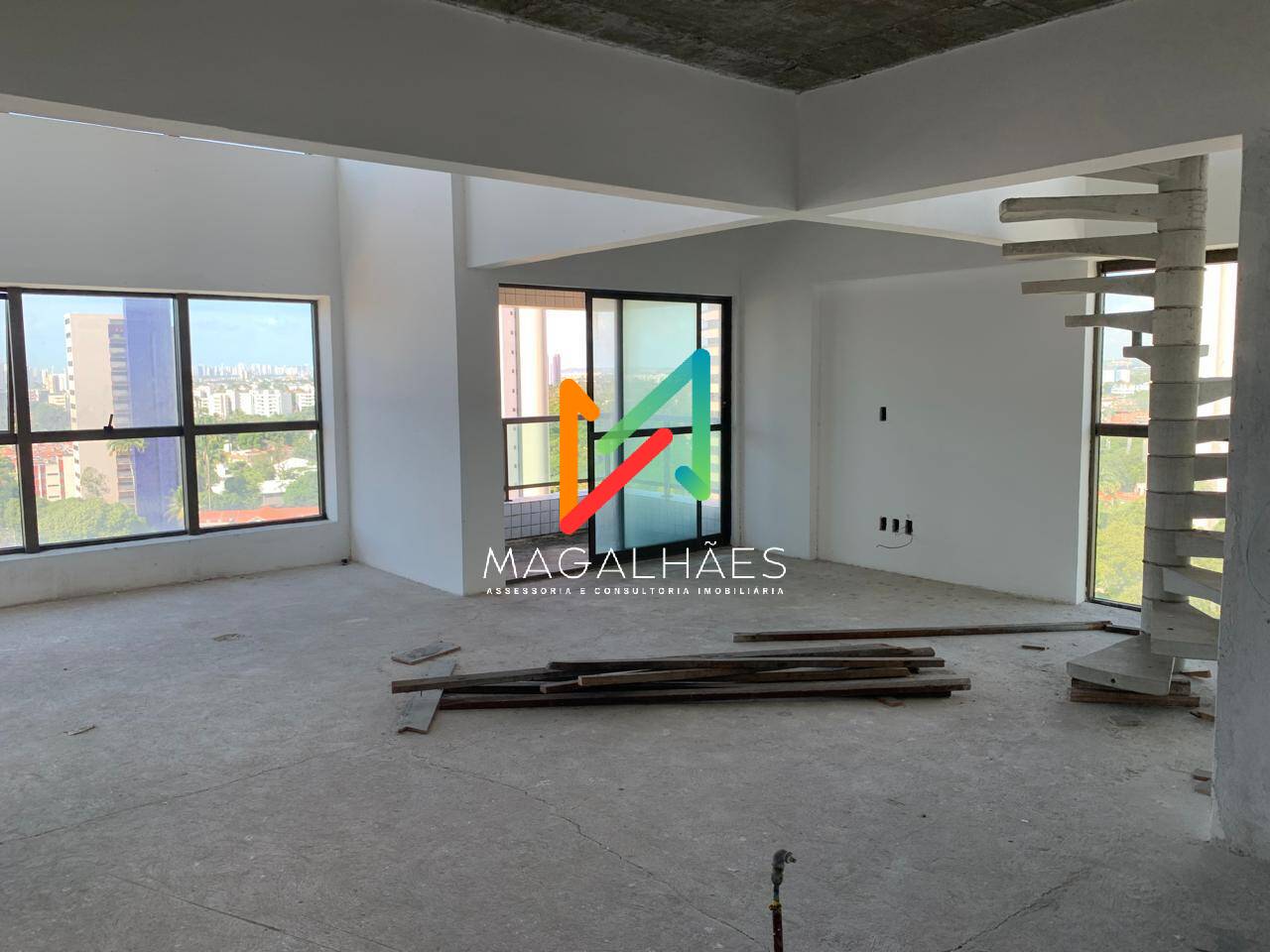 Apartamento à venda com 2 quartos, 105m² - Foto 2