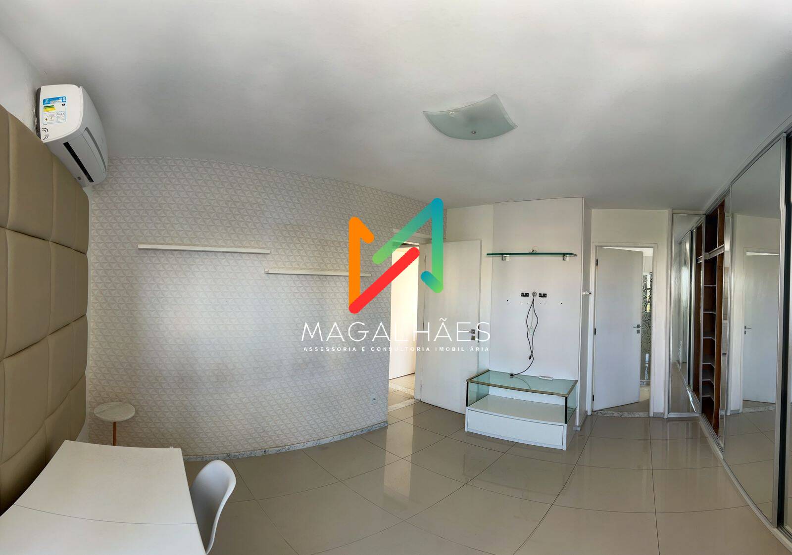 Apartamento à venda com 3 quartos, 140m² - Foto 8