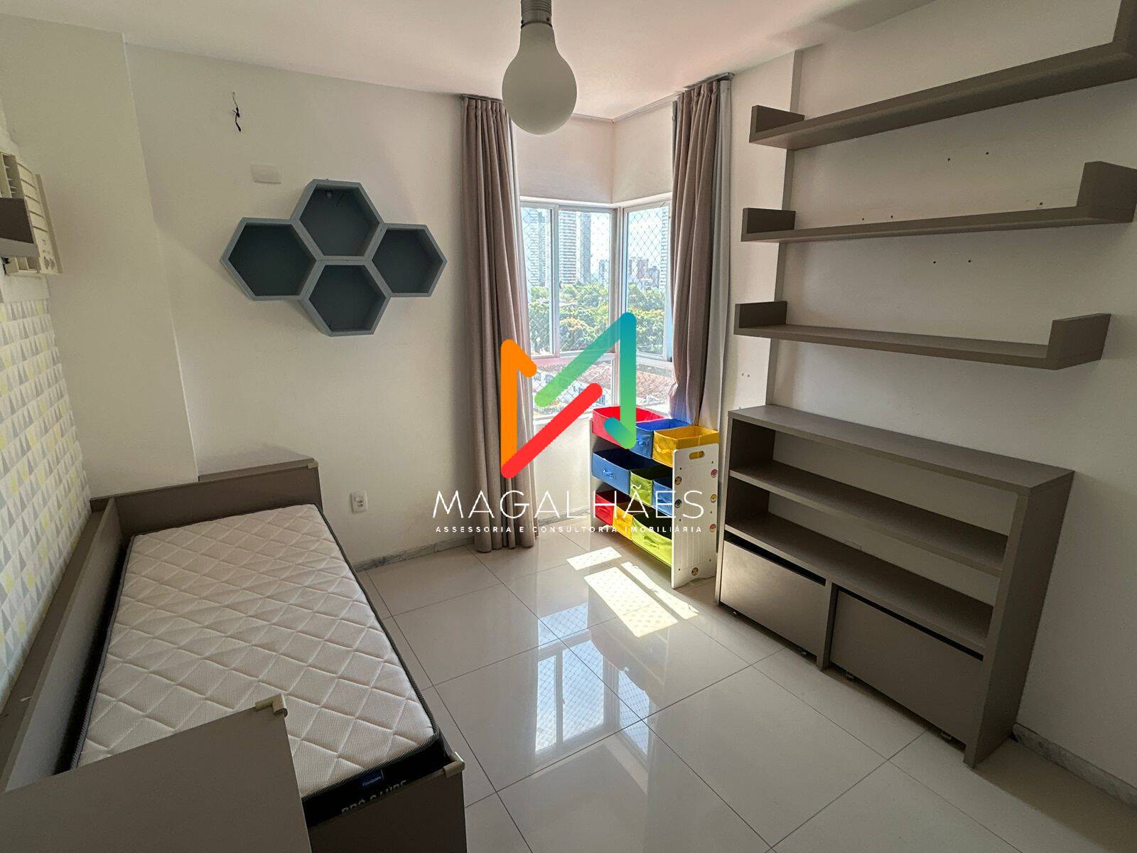 Apartamento à venda com 3 quartos, 140m² - Foto 13